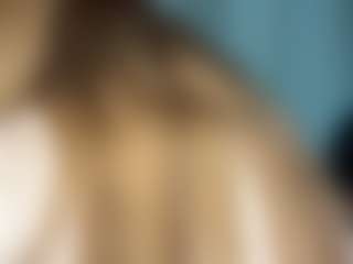 SheriIzsak's Live Sex Cam Show