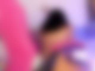 Live cam show with sofiaa-cardenas - Petite on Gym Cam Girls