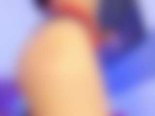 Live cam show with sofiaa-cardenas - Petite on Camsoda