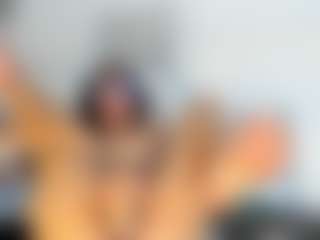 sofiaa-cardenas's Live Sex Cam Show