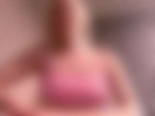 ValarieCarlini's Live Sex Cam Show