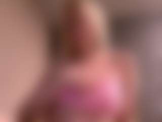 ValarieCarlini's Live Sex Cam Show
