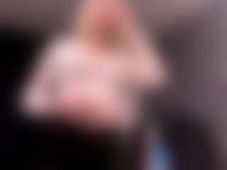 ValarieCarlini's Live Sex Cam Show