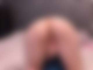 ValarieCarlini's Live Sex Cam Show