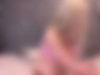 ValarieCarlini's Live Sex Cam Show
