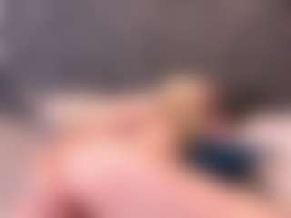 ValarieCarlini's Live Sex Cam Show