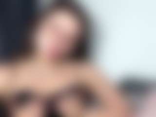 Live cam show with Railly - Mature on justonemore.cc