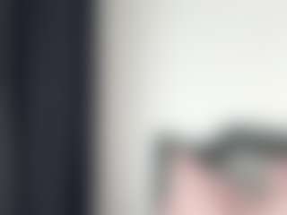 Live cam show with Railly - Big Ass on CamwithHer