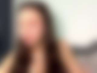 Live cam show with Railly - Young Adult on CamSodaAdn
