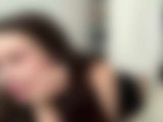 Live cam show with Railly - Ass To Mouth on SpunkLive