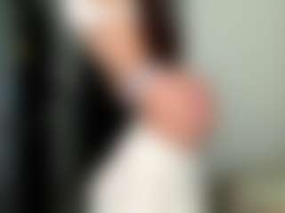 Live cam show with Railly - Small Tits on sexylive.show