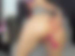 Live cam show with Wickedbunny - Spanking on AdultVida.com