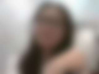 Chloe's Live Sex Cam Show