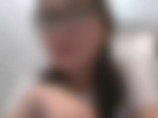 Chloe's Live Sex Cam Show