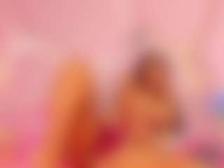 Live cam show with Arielht - BBW on Dolls Live