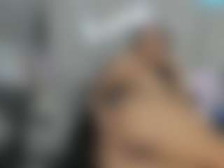 Arielht's Live Sex Cam Show