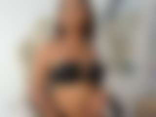 Arielht's Live Sex Cam Show
