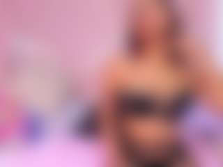 Live cam show with Arielht - Average on Camsoda