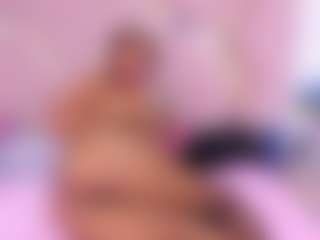 Arielht's Live Sex Cam Show