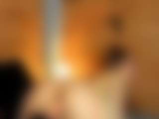 Live cam show with Emma-belley - Facial Piercings on Uber Horny