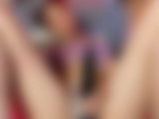 Live cam show with Emma-belley - Flashing on makecum.org