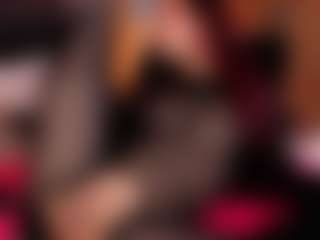 Live cam show with Emma-belley - Deepthroat on Camiplay Live