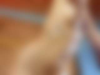 Live cam show with Emma-belley - Deepthroat on Camsoda