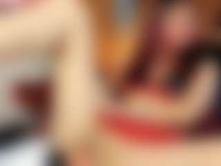 Live cam show with Emma-belley - Facial Piercings on Mixed Magazine Live