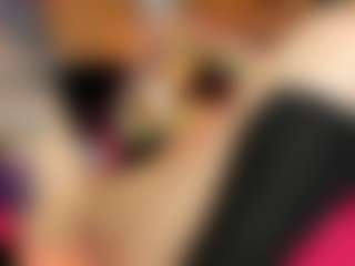 Live cam show with Emma-belley - Red Hair Shaved Pussy on Camsoda