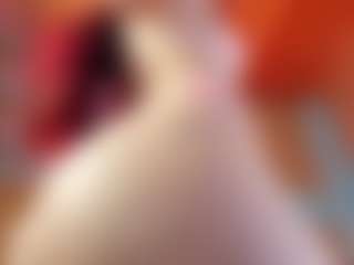 Live cam show with Emma-belley - Red Hair on Camsoda