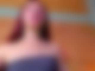 Live cam show with Emma-belley - Red Hair on Adult Interactions
