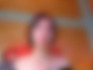 Live cam show with Emma-belley - Facial Piercings on sexylive.show