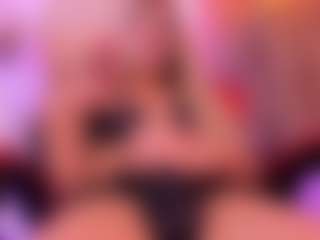 Live cam show with Hailey_sky - Flat Chested on Camsoda