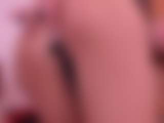 Live cam show with Hailey_sky - Average on Camsoda