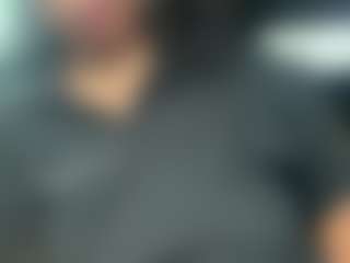 Live cam show with IcyAceOfSpadex - Thick on intimatelivegirls.com
