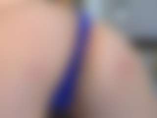 Live cam show with KarieNickeson - Oil on Taboo Cams XXX