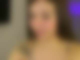 Magicaltrouble11's Live Sex Cam Show