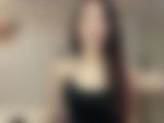 Live cam show with Amelia - Oil on TastyBlacksLive