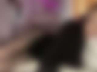 Live cam show with Amelia - Teasing on iamadamtest123.com