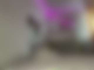 Live cam show with Amelia - Camel Toe on slutload