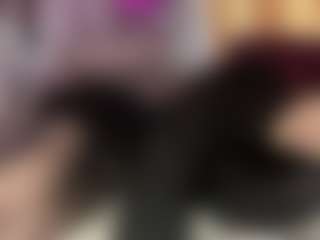 Live cam show with Amelia - Solo on Instabang