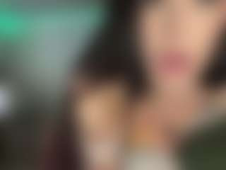 Live cam show with Amelia - Skinny on slutload