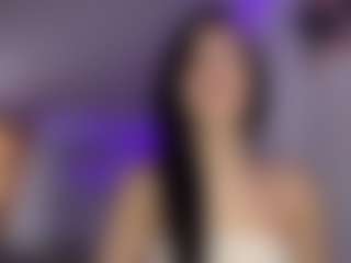 Live cam show with Amelia - Teasing on Camsoda