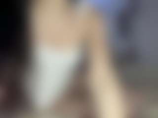 Amelia's Live Sex Cam Show