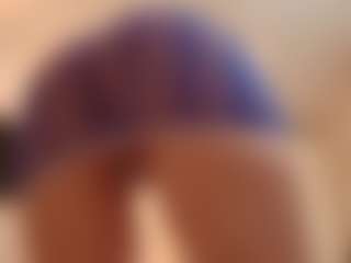 Miakaterina69's Live Sex Cam Show