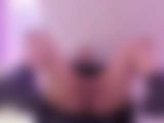 rosalind-tay's Live Sex Cam Show