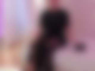 Live cam show with rosalind-tay - Nice on CamClone