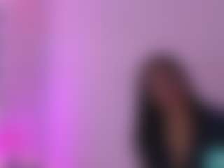 Live cam show with rosalind-tay - Middle Aged on Camsoda