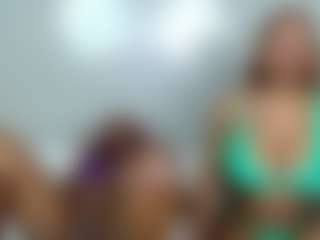 Live cam show with Royal309 - Shaved Pussy on Milfs Live