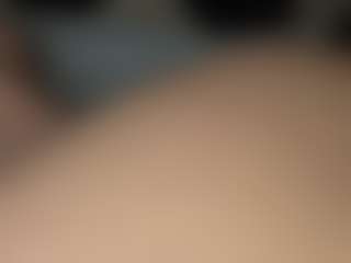 RubyRaeLux MILF webcam performer live streaming